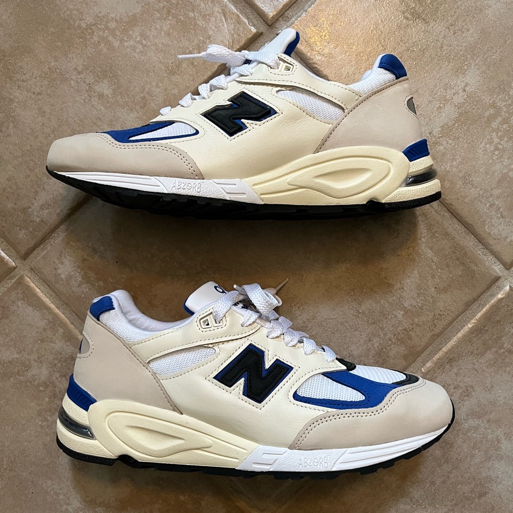 NEW BALANCE 990v2 MADE IN USA ‘WHITE BLUE’